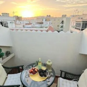  Apartamento New Penthouse Near With Sunny Balcony